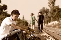 Video: Người thứ 3 yêu đến mấy cũng bằng thừa