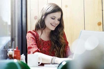 Video: Đây là hai người mà phụ nữ nên sống hết mình