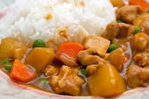 Video: Cách làm cơm cà ri gà kiểu Nhật Bản ngon ơi là ngon