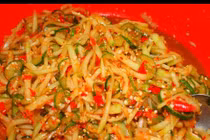 Video: Cách làm dưa mắm đu đủ giòn giòn, cả nhà đều khen