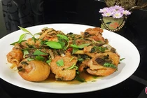 Video: Cách làm gà kho rau răm ngon không cưỡng nổi