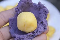 Video: Cách làm chè trôi nước khoai mỡ ngon ngất ngây