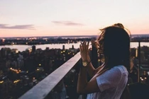 Video: Cô đơn, một mình có thực sự đáng sợ như bạn nghĩ?