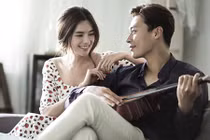 Video: 5 con giáp nữ giỏi kiếm tiền, yêu thương chồng hết mực