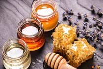 Video: Bí quyết dùng mật ong lợi cho sức khỏe chuẩn không cần chỉnh