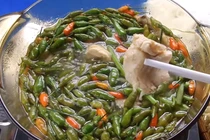 Video: Cách làm lẩu gà ớt hiểm ngọt thanh, ngon tuyệt cho ngày lạnh