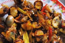 Video: Cách làm ốc xào sa tế cay thơm ngon