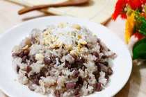 Video: Cách nấu xôi đậu đỏ bằng nồi cơm điện cực ngon