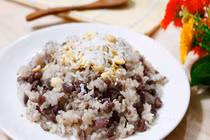 Video: Cách nấu xôi đậu đỏ bằng nồi cơm điện cực ngon