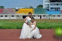 Video: Vì sao phải tuyệt đối tránh xa "đàn ông mặc váy"?