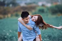 Video: Là vợ chồng nhường nhịn nhau một chút có sao!