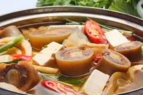 Video: Cách làm lẩu bò sa tế ngon thơm, cả nhà khen hết lời