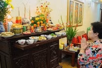 Video: Nên cúng rằm tháng Giêng ở nhà hay lên chùa?