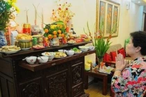 Video: Nên cúng rằm tháng Giêng ở nhà hay lên chùa?