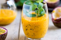 Video: Cách làm trà chanh dây hạt chia giải khát mùa hè