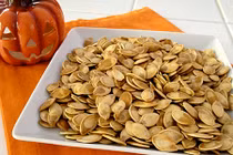 Video: Thực phẩm cần thiết cho người loãng xương