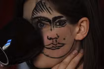 Video: Vạch trần 5 loại người đểu giả bạn cần tránh càng xa càng tốt