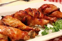 Video: Cách làm đùi gà rim tiêu đẹp mắt, ngon ngất ngây