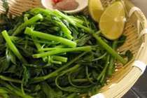 Video: Ăn rau muống luộc mà không biết tác dụng tuyệt vời này thì phí