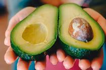 Video: Điều kỳ diệu gì sẽ xảy ra khi mỗi ngày ăn một quả bơ?