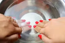 Video: Tác dụng làm đẹp không tưởng của oxy già khiến chị em mua ngay