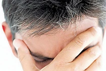 Video: Tóc bạc sớm, chỉ cần 1 nắm lá này trở nên đen nhánh sau 1 tuần