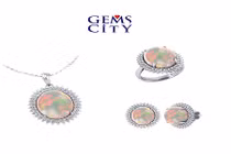 Cùng BST đá Opal của DOJI nói “Con yêu Mẹ”