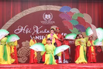 Hơn 10.000 người tham dự hội xuân Vinsers 2015