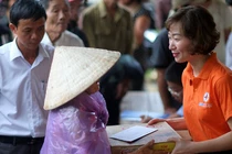 EVN HANOI ủng hộ hơn 1,5 tỷ đồng vì đồng bào miền Trung