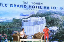 FLC tri ân khách FLC Hạ Long bằng món quà nghệ thuật