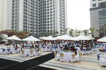 Hàng ngàn cư dân tham dự hội chợ nội thất tại Goldmark City