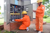 Đảm bảo cấp điện an toàn cho đêm Noel và Tết Dương lịch 2016