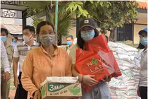 Nova Group tặng quà Tết cho hộ nghèo Đồng Tháp: Thắp lên những niềm vui