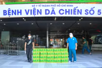 Những chuyến xe "chở yêu thương" tiếp sức y bác sĩ tuyến đầu chống dịch Covid-19