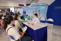 Hàng ngàn người dùng xếp hàng trải nghiệm tại Triển lãm Viện Nghiên cứu Dinh dưỡng Nutifood Thụy Điển