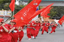 Dr Thanh cùng Hành trình đỏ 2014 đến Kiên Giang