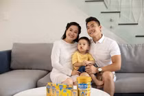 Quốc Cơ – Hồng Phượng “hợp bích” lo thể chất, dinh dưỡng cho con 