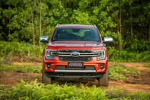 Ford Everest 2023 tại Việt Nam bản Titanium 4x2 với công nghệ an toàn, thông minh