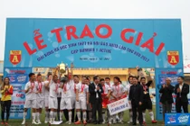 Trường THPT Nguyễn Thị Minh Khai vô địch Cup Number 1 Active