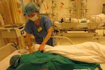 Lần đầu ghép tế bào gốc chữa rối loạn thần kinh ruột