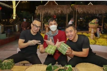 Dàn sao Việt nô nức trẩy Hội Hoa Xuân 2022 tại Novaland Gallery