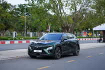 VinFast VF 7 – Thiết kế thời thượng, vận hành phấn khích