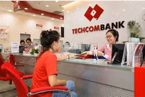 Techcombank công bố gói hỗ trợ 30.000 tỷ đồng chia sẻ khó khăn