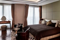 Vẻ đẹp đương đại tại căn hộ Longhi D’. Palais Louis