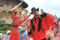 Đón Tết ở ngôi làng Pháp cổ