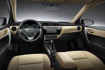 Corolla Altis mới được giới thiệu với 5 phiên bản