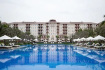 Vingroup tài trợ 220 tỷ đồng lập quỹ học bổng 