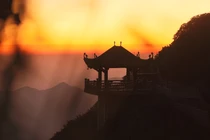 Vẻ đẹp của “đỉnh núi bạc” Fansipan trong mùa đông