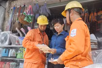 EVN HANOI đảm bảo an toàn lưới điện cao áp mùa mưa bão 2016