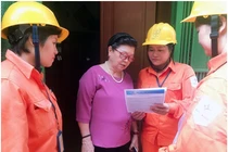 EVN HANOI đẩy mạnh tuyên truyền an toàn điện mùa mưa bão